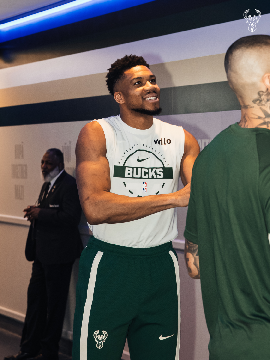 九游网页版-亚历山大40分7篮板11助攻雷霆擒雄鹿2连胜,字母哥19分14板7助