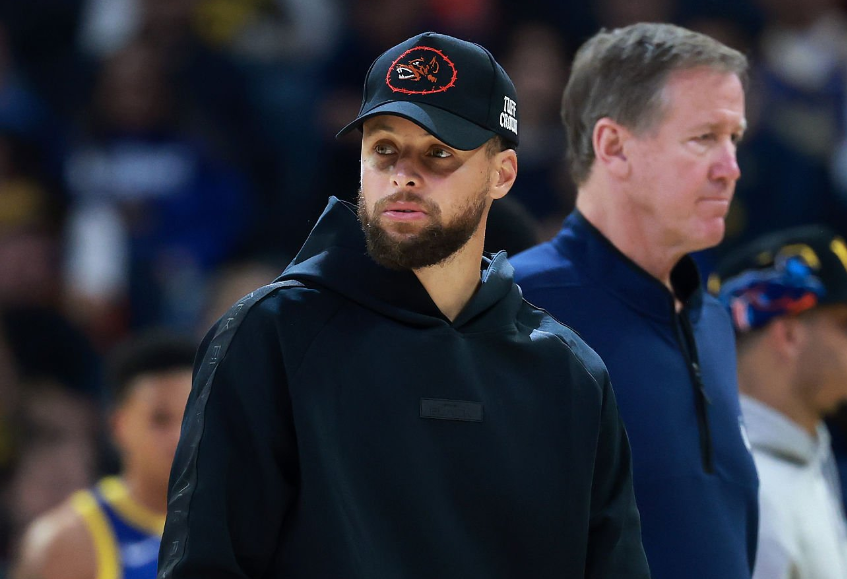 九游体育官网登录-勇士官宣库里至少再歇10天!继续缺阵5场 本人渴望复出冲季后赛