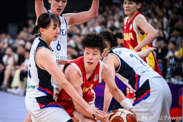 九游网页版-宫导钦点扛旗人重回国家队！张曼曼中看不中用，女篮1号位还得靠她？|李缘|宫鲁鸣|日本女篮|体育赛事讨论|中国女篮_新浪体育_新浪新闻